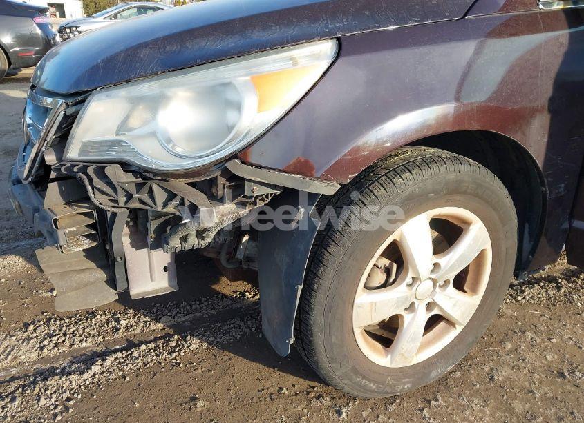 Photo 13 of 2010 Volkswagen Routan SE (VIN 2V4RW3D10AR323312)