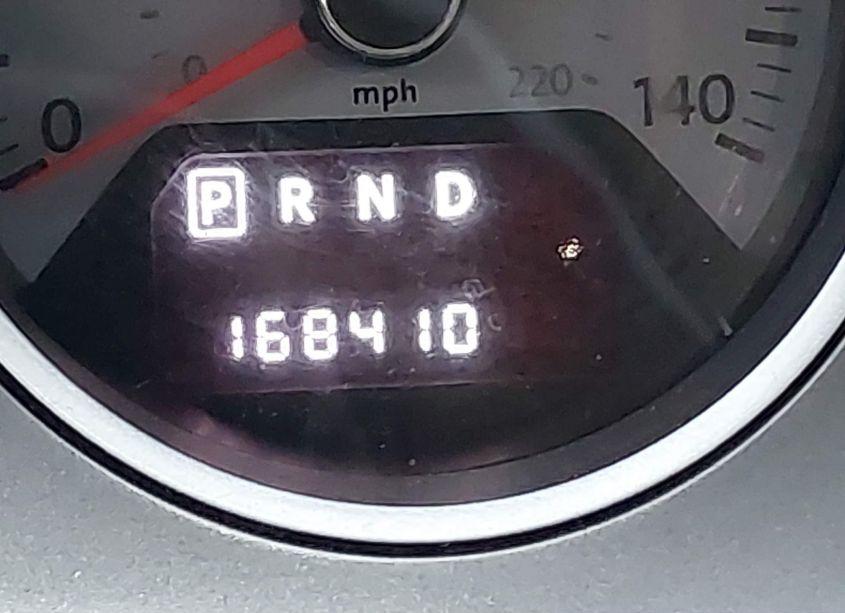 Photo 14 of 2010 Volkswagen Routan SE (VIN 2V4RW3D18AR295436)