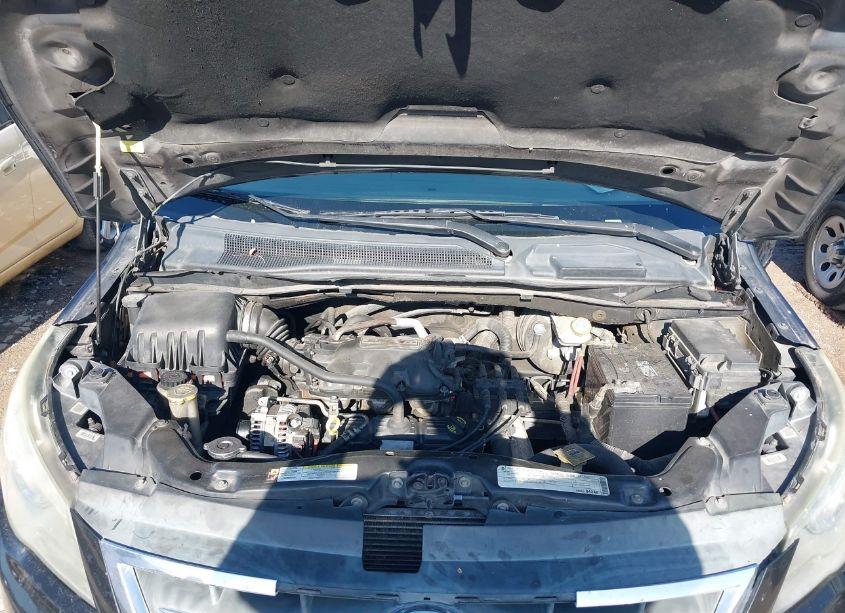 Photo 10 of 2010 Volkswagen Routan SE (VIN 2V4RW3D19AR407841)