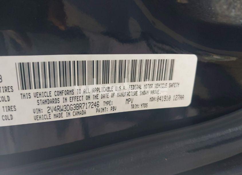 Photo 9 of 2011 Volkswagen Routan SE (VIN 2V4RW3DG3BR717246)