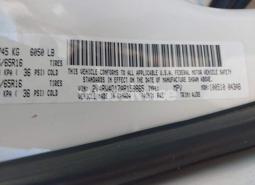 Photo 9 of 2010 Volkswagen Routan S (VIN 2V4RW4D17AR158865)