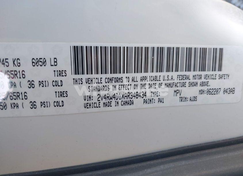 Photo 9 of 2010 Volkswagen Routan S (VIN 2V4RW4D1XAR348434)