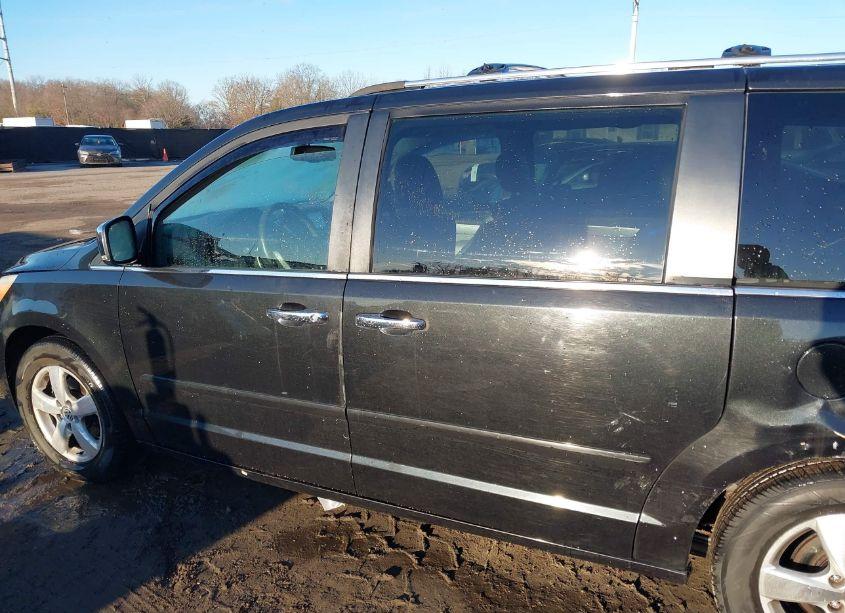 Photo 14 of 2010 Volkswagen Routan SEL PREMIUM (VIN 2V4RW6DX1AR250733)