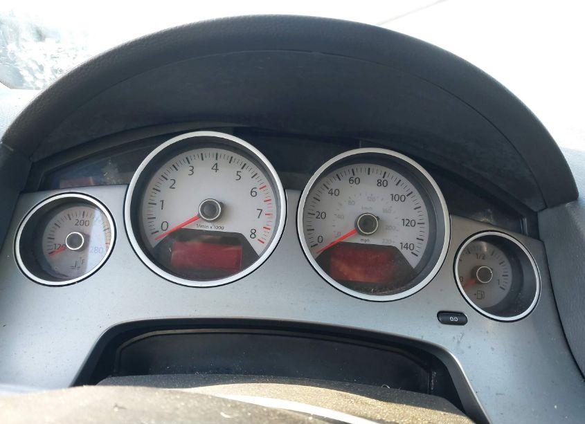 Photo 15 of 2010 Volkswagen Routan SEL PREMIUM (VIN 2V4RW6DX1AR250733)