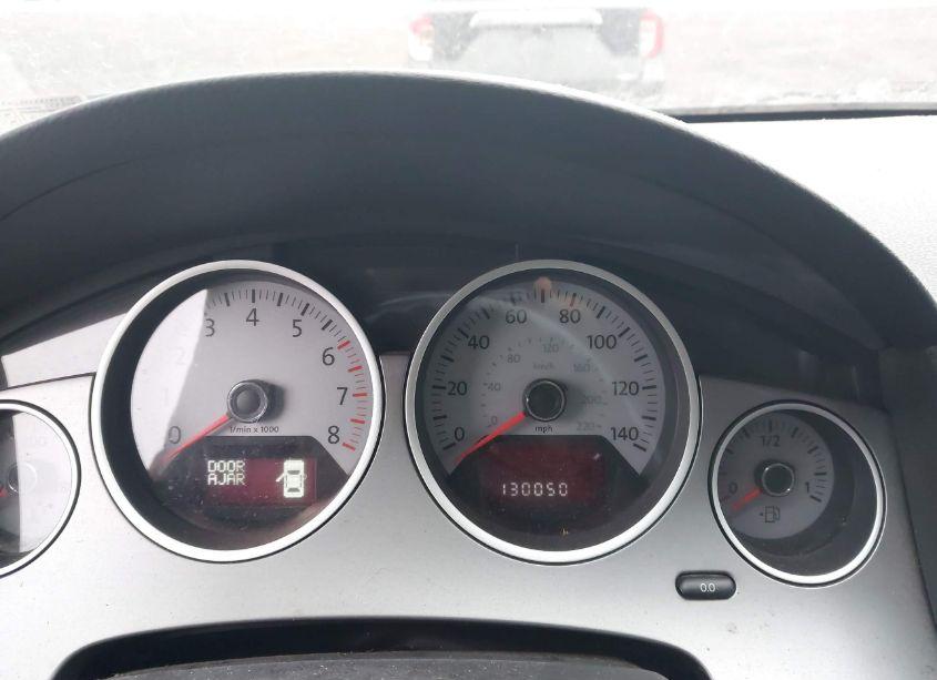 Photo 7 of 2010 Volkswagen Routan SEL PREMIUM (VIN 2V4RW6DXXAR295475)