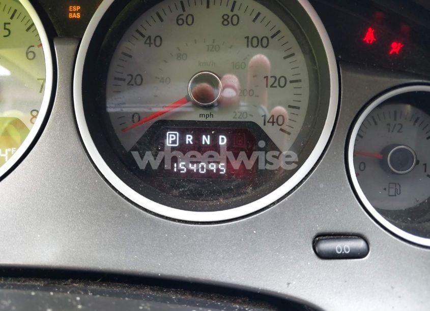 Photo 7 of 2009 Volkswagen Routan SE (VIN 2V8HW34109R582341)