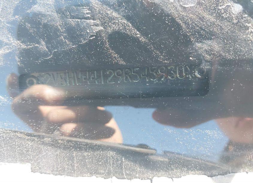 Photo 9 of 2009 Volkswagen Routan S (VIN 2V8HW44129R545930)