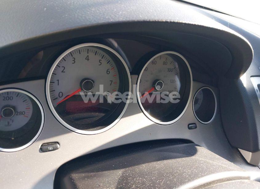 Photo 7 of 2009 Volkswagen Routan SEL (VIN 2V8HW54X09R553597)