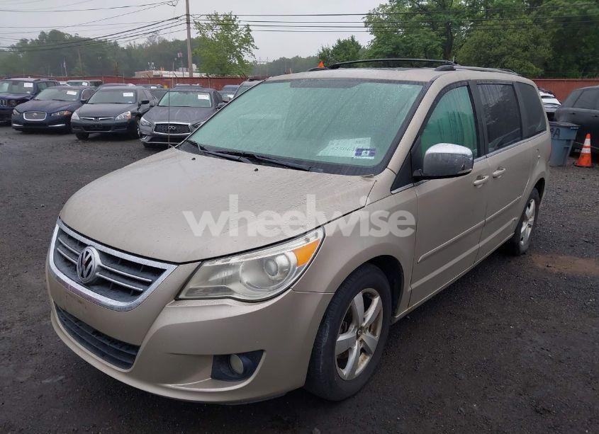Photo 12 of 2009 Volkswagen Routan SEL PREMIUM (VIN 2V8HW64X89R598857)