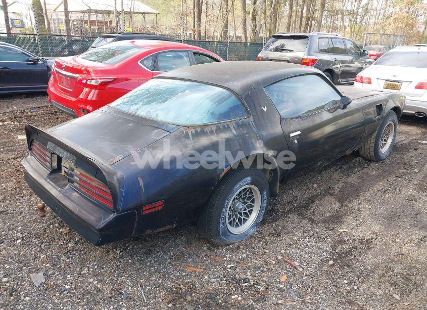 Photo 4 of 1976 Pontiac Trans AM (VIN 2W87Z6N590555)