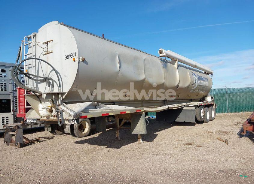 Photo 2 of 1998 Walinga Bulk FEED (VIN 2W9HA4024WG001030)
