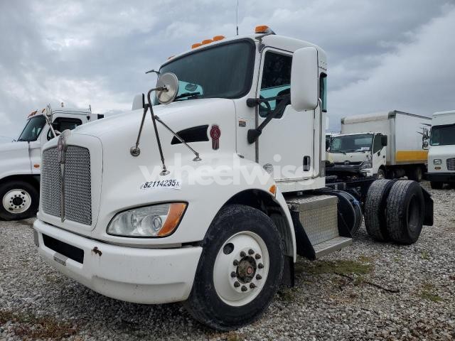 Photo 2 of 2017 KENWORTH T370 SEMI TRUCK (VIN 2XKHAJ8X8HM160489)