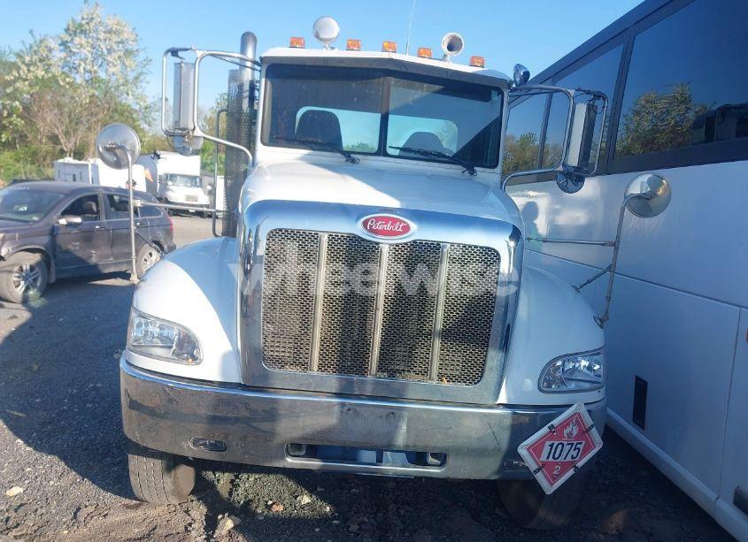 Photo 12 of 2012 Peterbilt 337 N/A (VIN 2XP2AN8X5CM170994)
