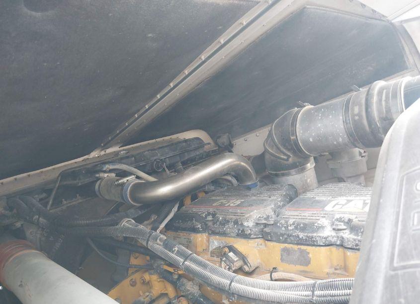 Photo 10 of 2003 Peterbilt 379 N/A (VIN 2XP5DB9X83M591299)