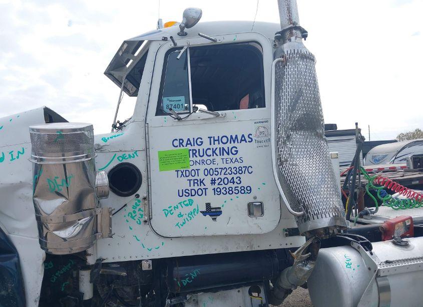 Photo 12 of 2003 Peterbilt 379 N/A (VIN 2XP5DB9X83M591299)