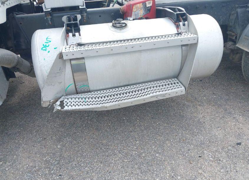 Photo 13 of 2003 Peterbilt 379 N/A (VIN 2XP5DB9X83M591299)