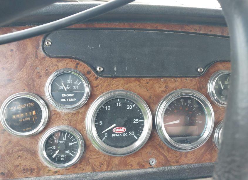 Photo 7 of 2003 Peterbilt 379 N/A (VIN 2XP5DB9X83M591299)