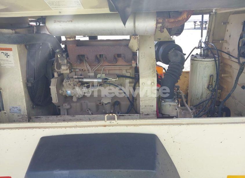 Photo 5 of 2001 Ingersoll Rand COMPRESSOR 1 AXLE TRAILER (VIN 319763UCL221)