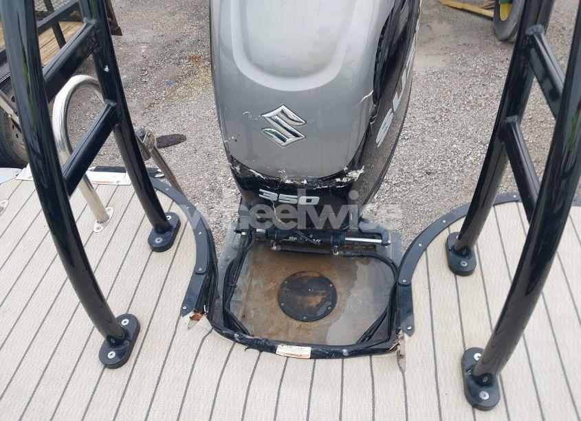 Photo 6 of 2022 Suzuki Motor (VIN 35001F240720)