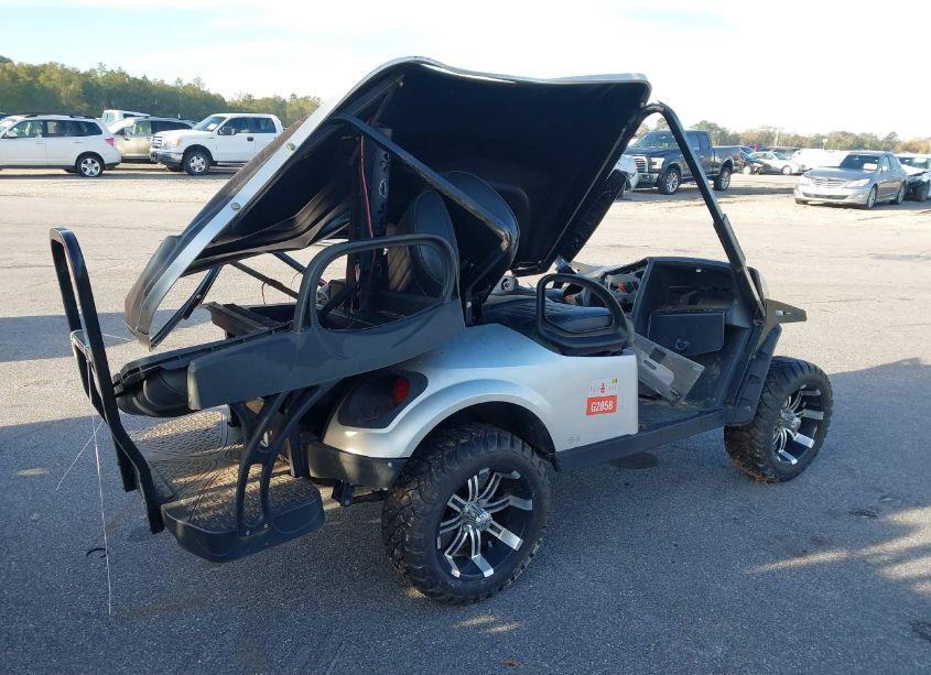 Photo 4 of 2022 Ezgo Express S4 EFI (VIN 3576269)