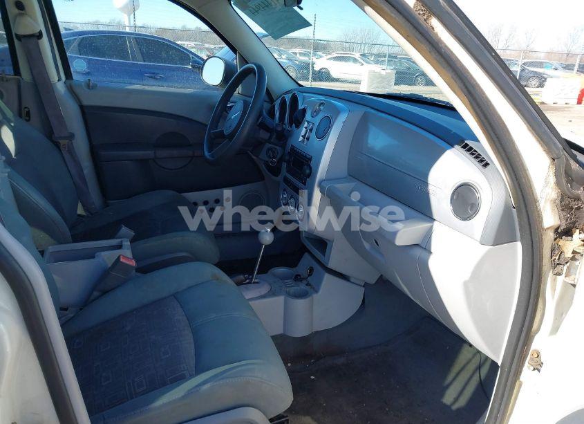 Photo 5 of 2006 Chrysler Pt CRUISER TOURING (VIN 3A4FY58B66T284827)