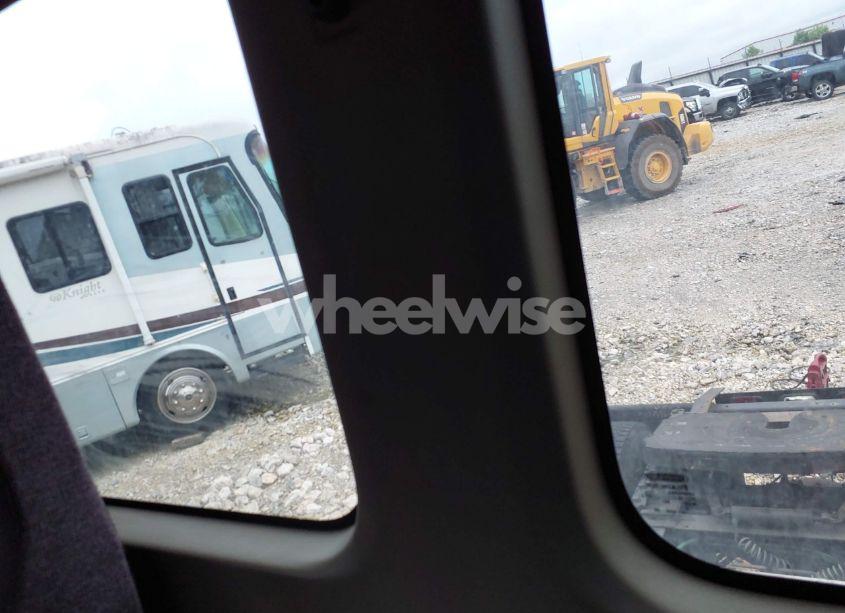 Photo 6 of 2019 Freightliner Cascadia 125 (VIN 3AKBGDDV3KSKP1814)