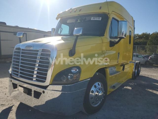 Photo 8 of 2017 FREIGHTLINER CASCADIA 1 - SEMI TRUCK (VIN 3AKJGLDR0HSJD2978)