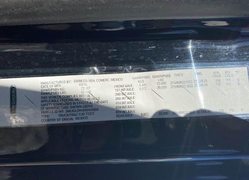 Photo 10 of 2017 Freightliner Cascadia 125 (VIN 3AKJGLDR6HSHV5058)