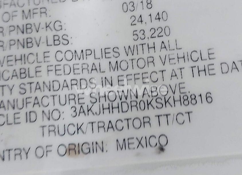 Photo 8 of 2019 Freightliner New CASCADIA 126 (VIN 3AKJHHDR0KSKH8816)