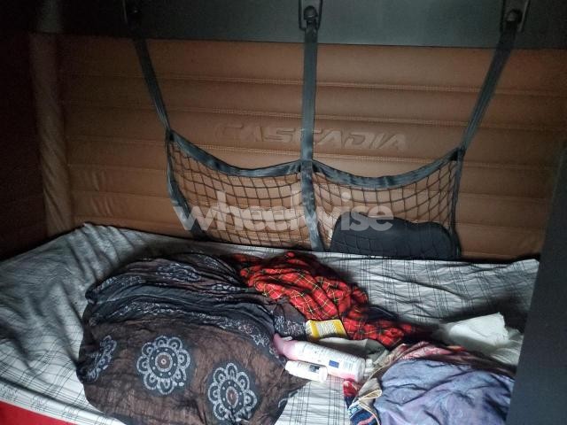 Photo 7 of 2021 FREIGHTLINER CASCADIA 125 SEMI TRUCK (VIN 3AKJHHDR0MSMM3433)