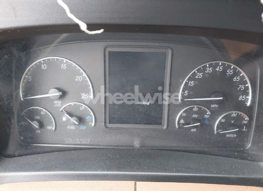 Photo 5 of 2019 Freightliner New CASCADIA 126 (VIN 3AKJHHDR4KSGC6099)