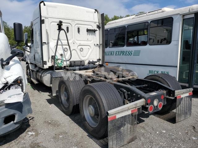 Photo 2 of 2023 FREIGHTLINER CASCADIA 126 SEMI TRUCK N/A (VIN 3AKJHHDR4PSUN9185)