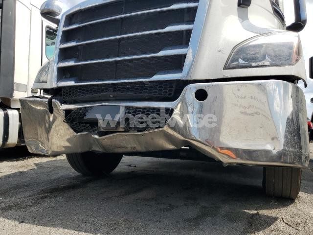 Photo 6 of 2023 FREIGHTLINER CASCADIA 126 SEMI TRUCK N/A (VIN 3AKJHHDR4PSUN9185)