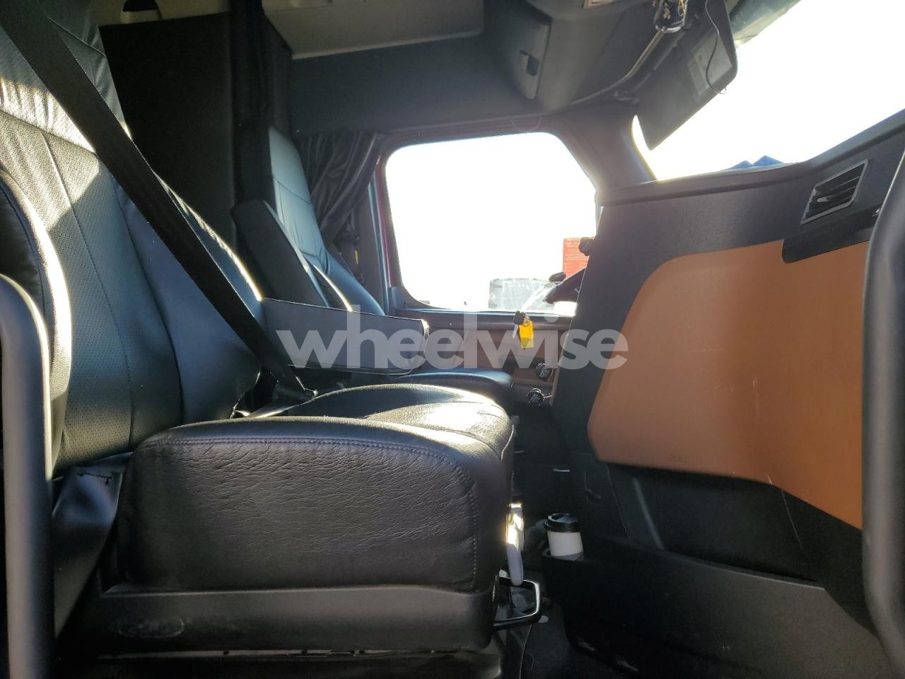 Photo 5 of 2023 FREIGHTLINER CASCADIA 126 SEMI TRUCK (VIN 3AKJHHDR6PSUG1743)