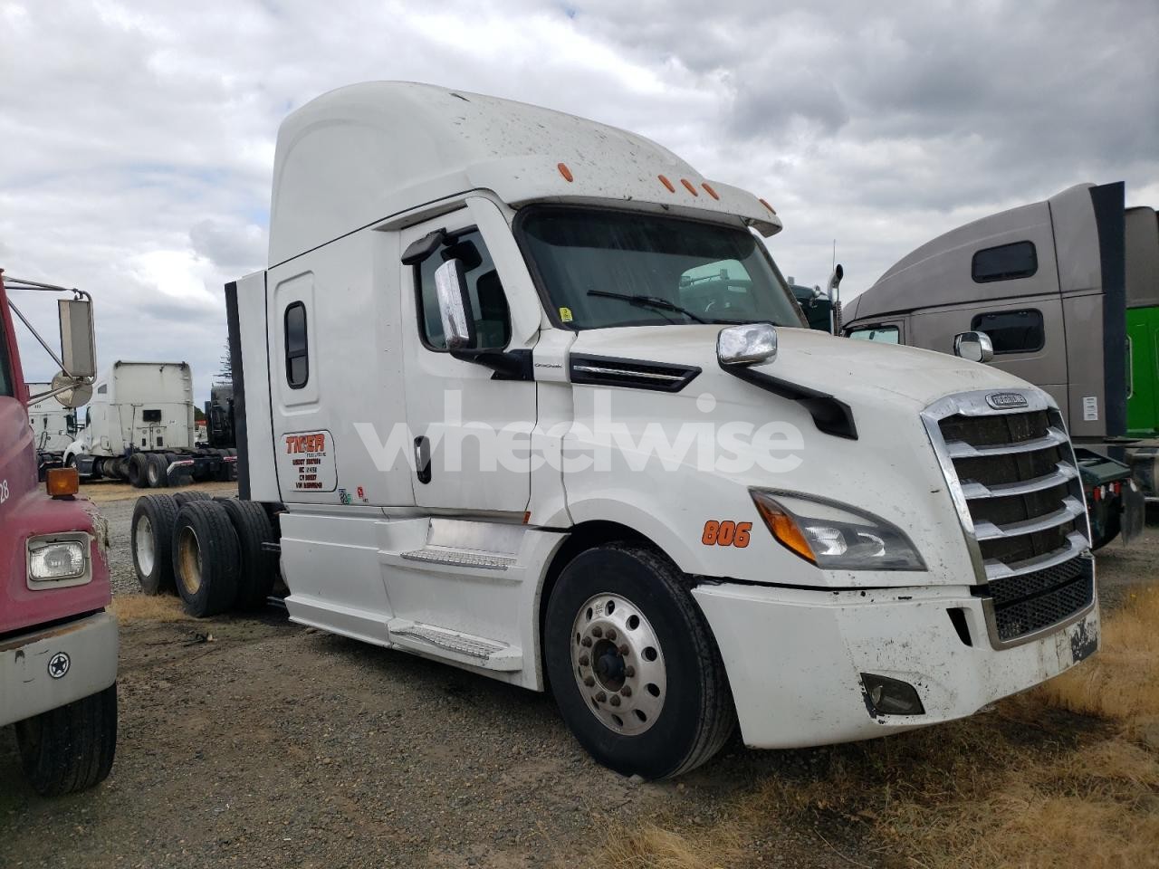 2021 FREIGHTLINER CASCADIA 126 SEMI TRUCK (VIN 3AKJHHDR7MSNA1243) main photo