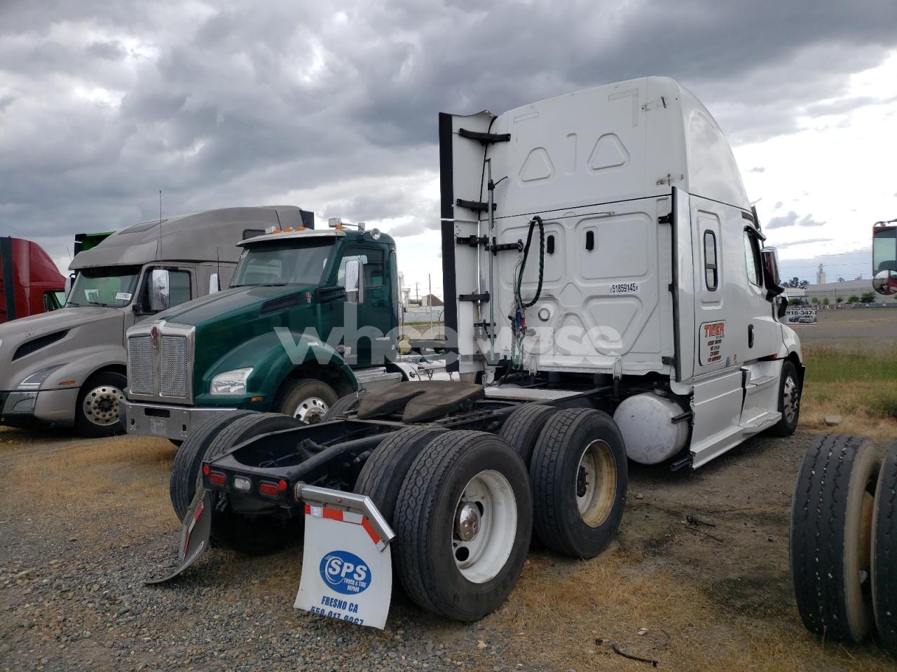 Photo 4 of 2021 FREIGHTLINER CASCADIA 126 SEMI TRUCK (VIN 3AKJHHDR7MSNA1243)