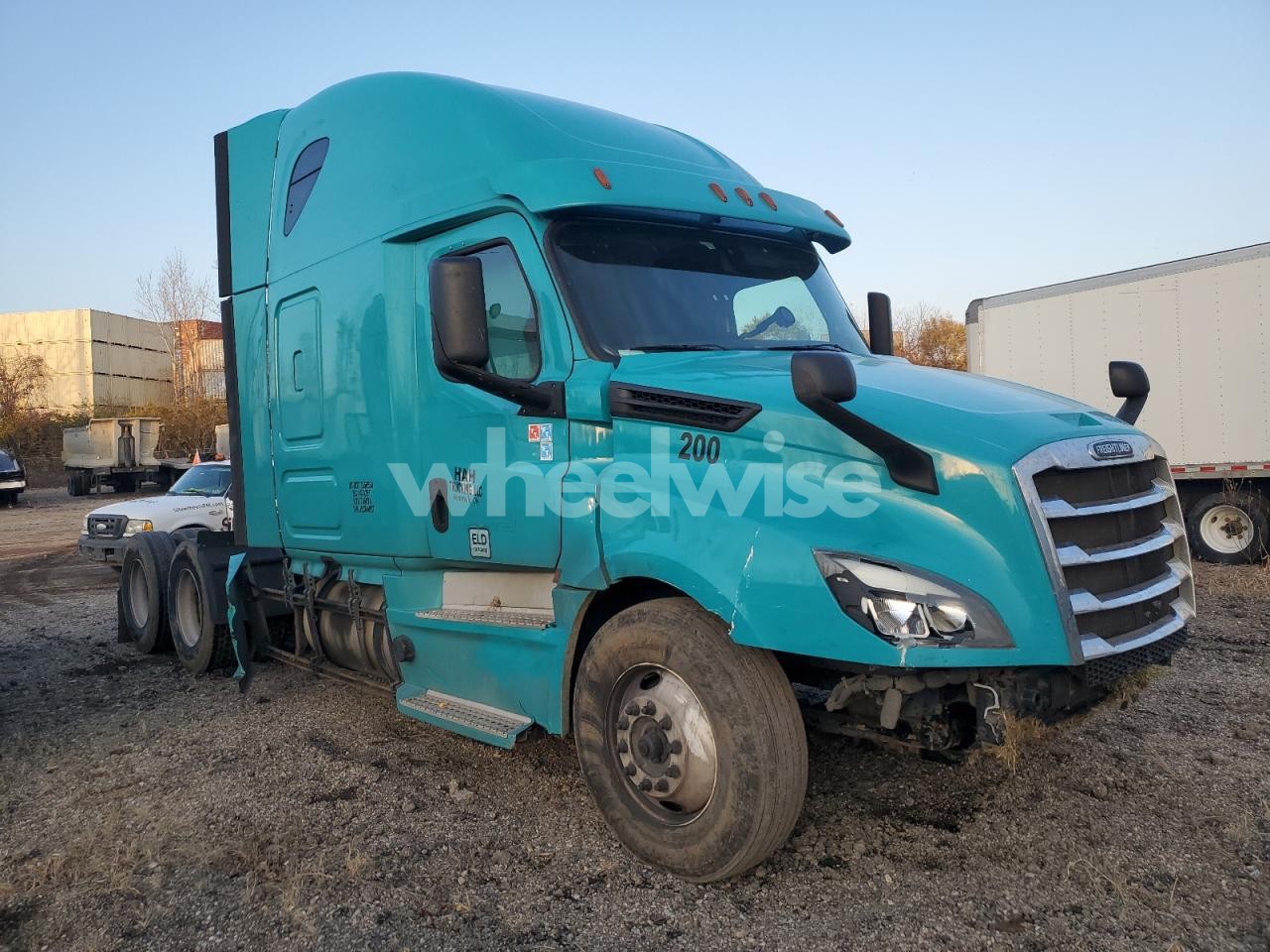 2018 FREIGHTLINER CASCADIA 126 SEMI TRUCK (VIN 3AKJHHDR9JSJW4087) main photo