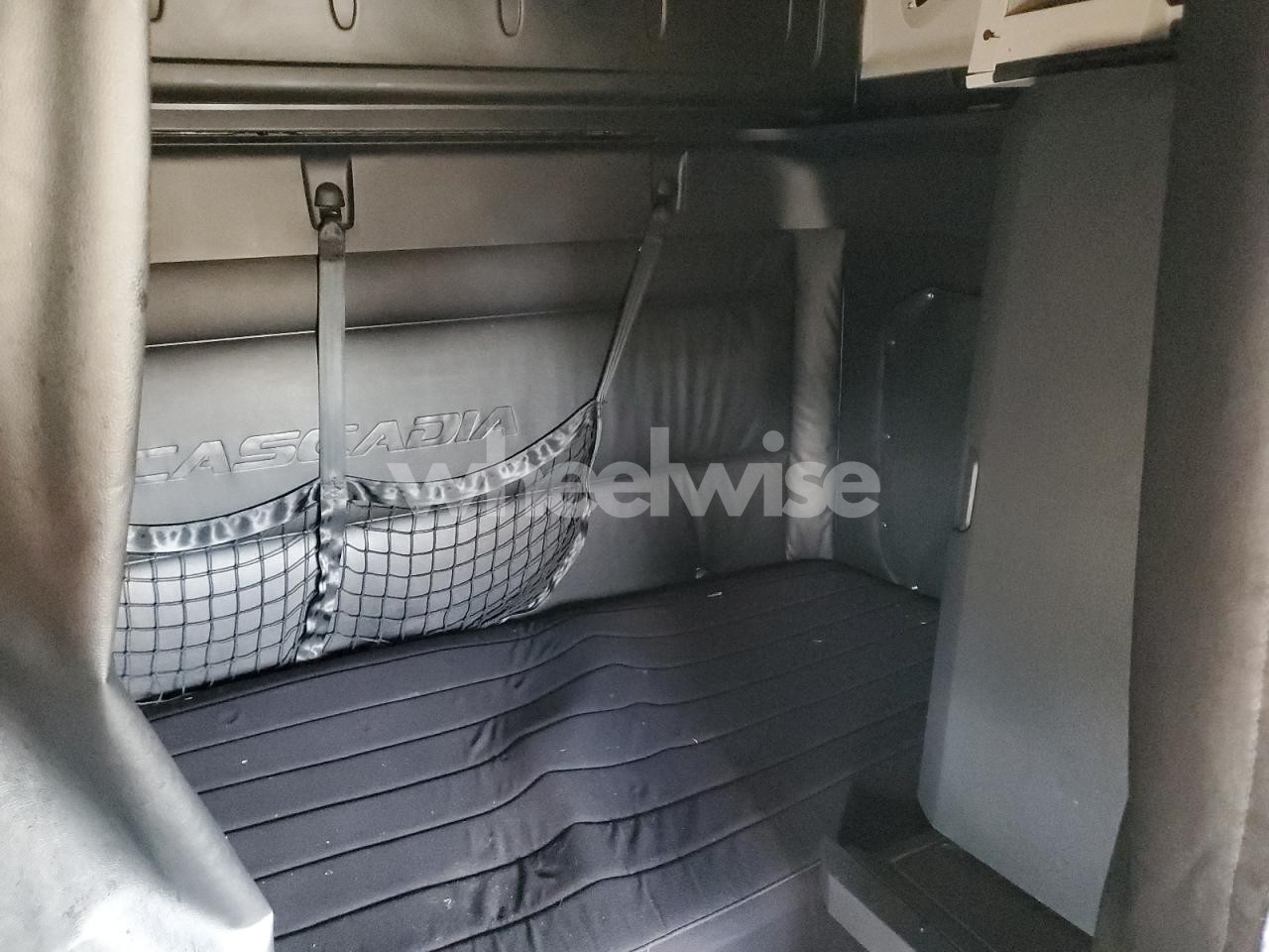 Photo 6 of 2024 FREIGHTLINER CASCADIA 126 SEMI TRUCK (VIN 3AKJHHDRXRSVF4171)