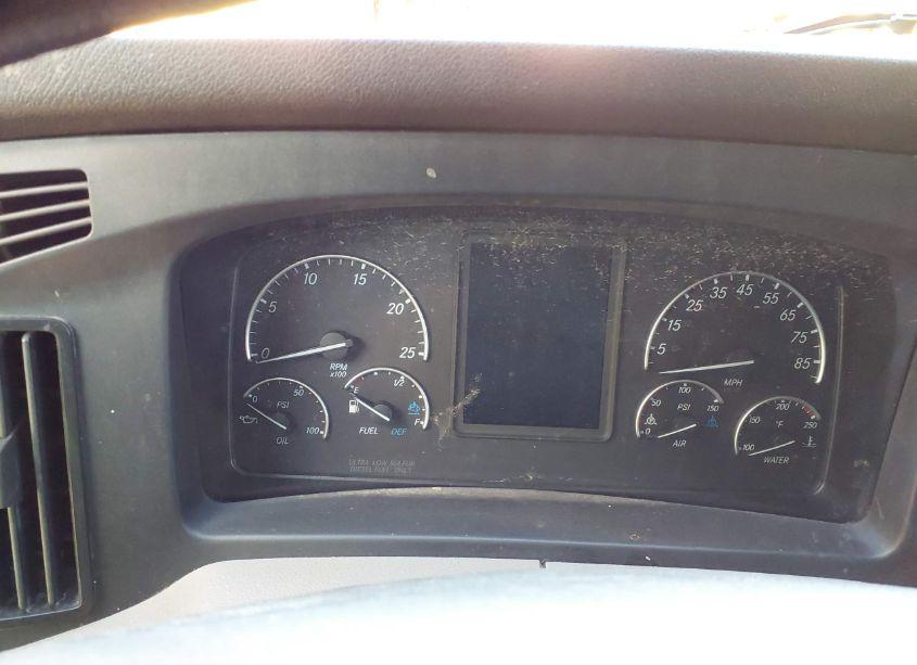 Photo 5 of 2019 Freightliner New CASCADIA 126 (VIN 3AKJHHDV9KSKS5890)