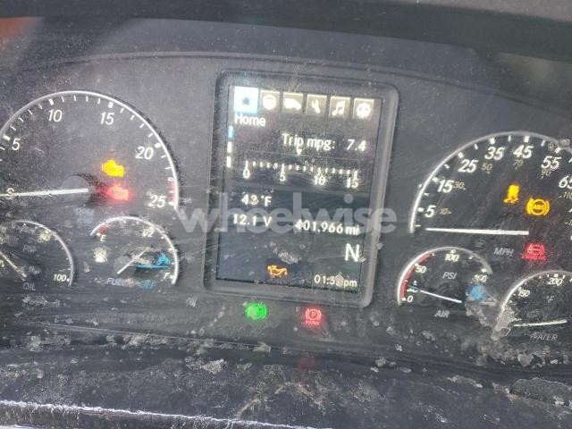 Photo 3 of 2022 FREIGHTLINER CASCADIA 126 (VIN 3AKJHHFG3NSNP7124)