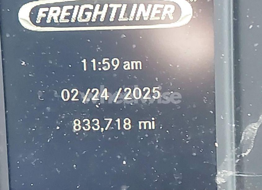 Photo 5 of 2019 Freightliner New CASCADIA 126 (VIN 3AKJHHFG7KSLL1625)