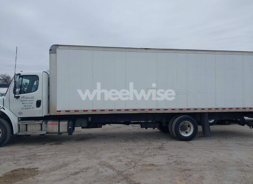 Photo 14 of 2016 Freightliner M2 106 MEDIUM DUTY (VIN 3ALACWCY9GDGZ0548)