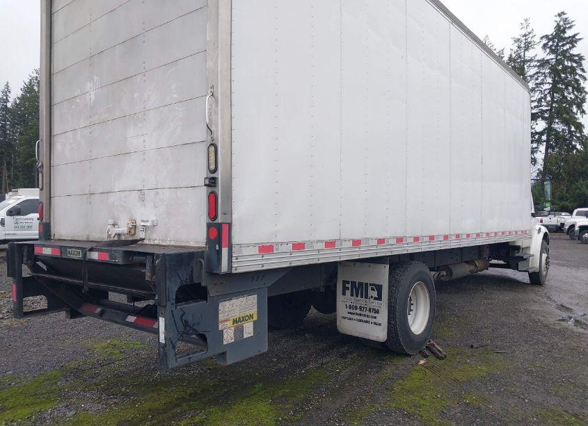 Photo 4 of 2017 Freightliner M2 106 (VIN 3ALACWDT1HDHV9432)