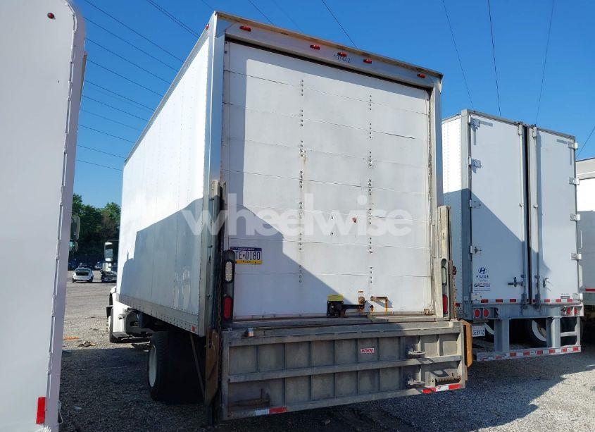 Photo 3 of 2015 Freightliner M2 106 MEDIUM DUTY (VIN 3ALACWDT2FDGG8338)