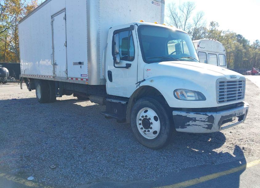 2017 Freightliner M2 106 (VIN 3ALACWDT7HDHV5661) main photo