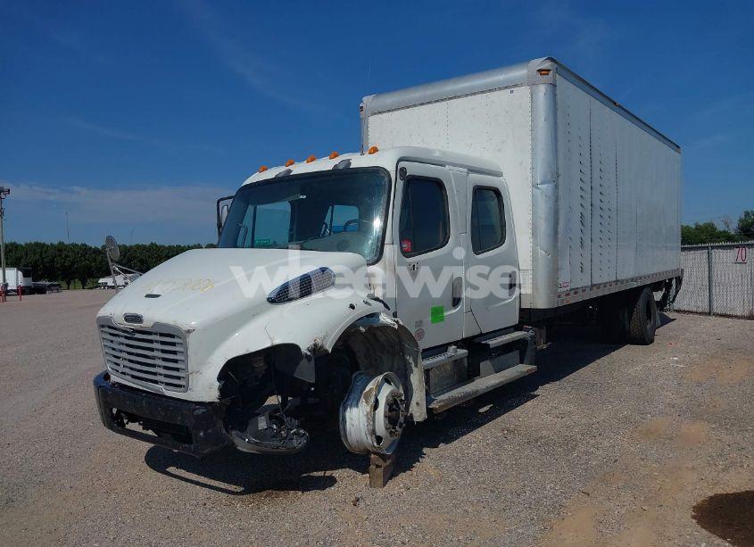 Photo 2 of 2017 Freightliner M2 106 (VIN 3ALACWDT7HDHW3422)