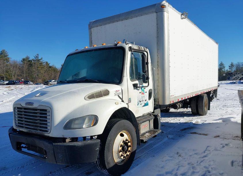 Photo 2 of 2013 Freightliner M2 106 MEDIUM DUTY (VIN 3ALACWDT8DDFD9999)