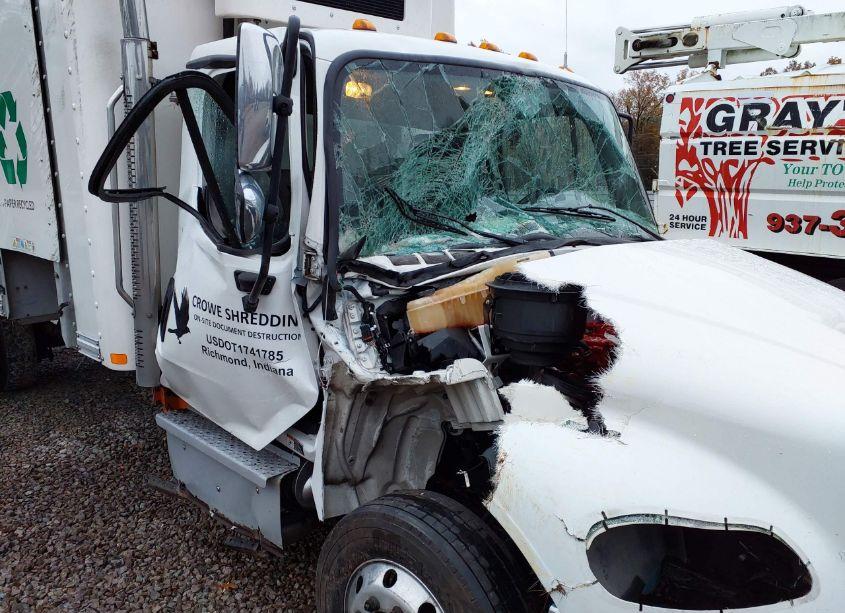 Photo 12 of 2017 Freightliner M2 106 (VIN 3ALACWDU2HDJD9884)