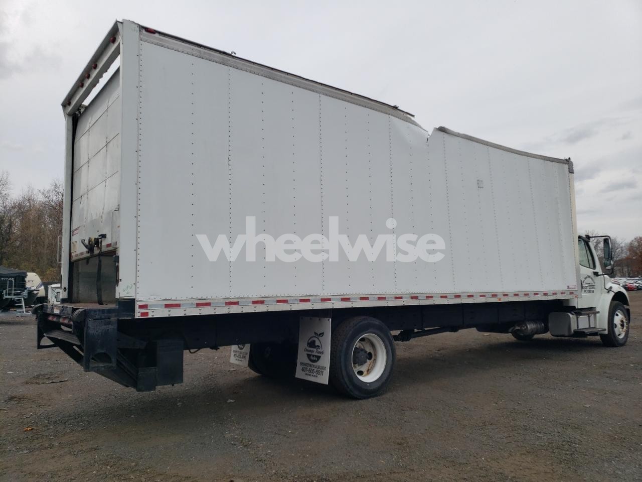 Photo 3 of 2018 FREIGHTLINER M2 106 MED - Box Truck (VIN 3ALACWFC0JDKB3328)