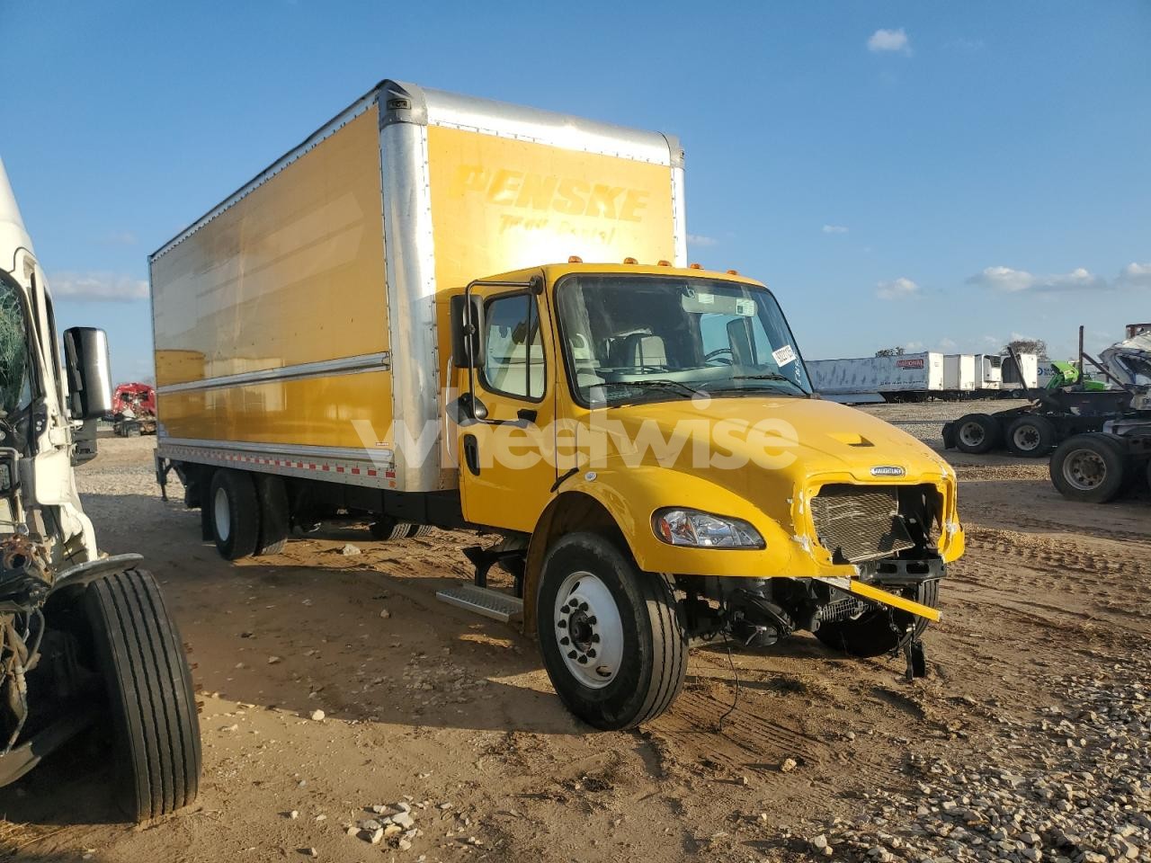 Photo 4 of 2023 FREIGHTLINER M2 106 MED - Box Truck (VIN 3ALACWFC1PDNT2329)